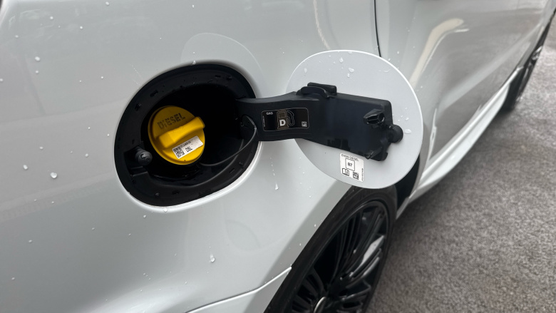 Land Rover Range Rover Sport 3.0 SDV6 HSE Dynamic 5dr Auto Diesel Estate